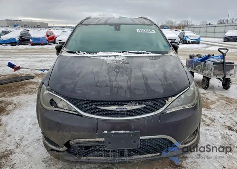 2018 Chrysler Pacifica Touring L Plus z USA, uszkodzony, nr VIN 2C4RC1EG3JR356329